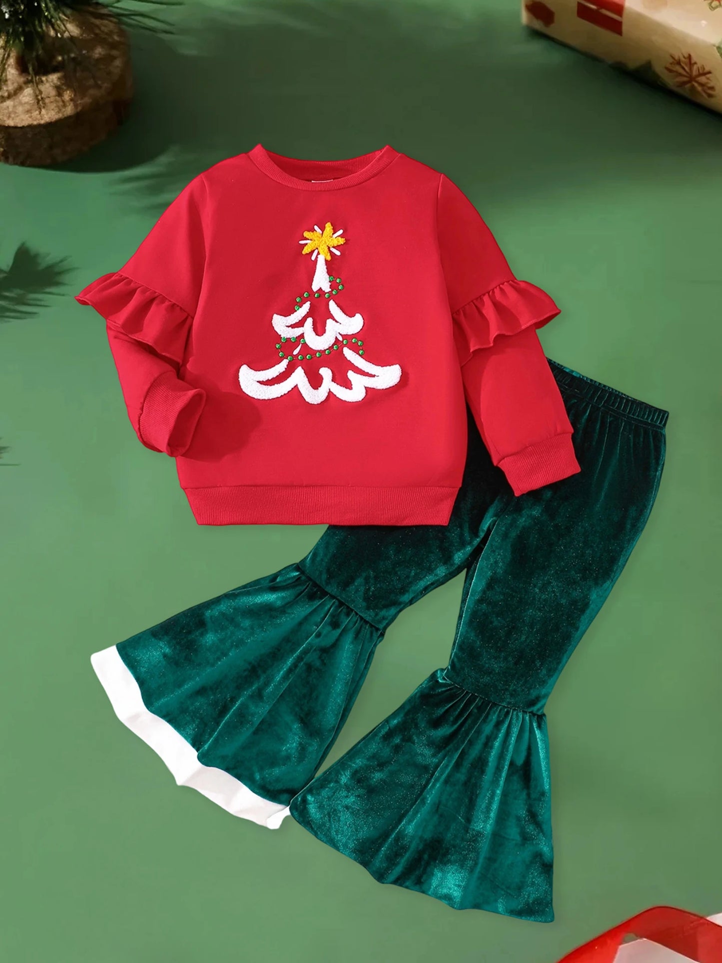 CN Guangdong Yuletide ApparelBundle Set With EmbroideredTreeSweatshirtPantsForKids